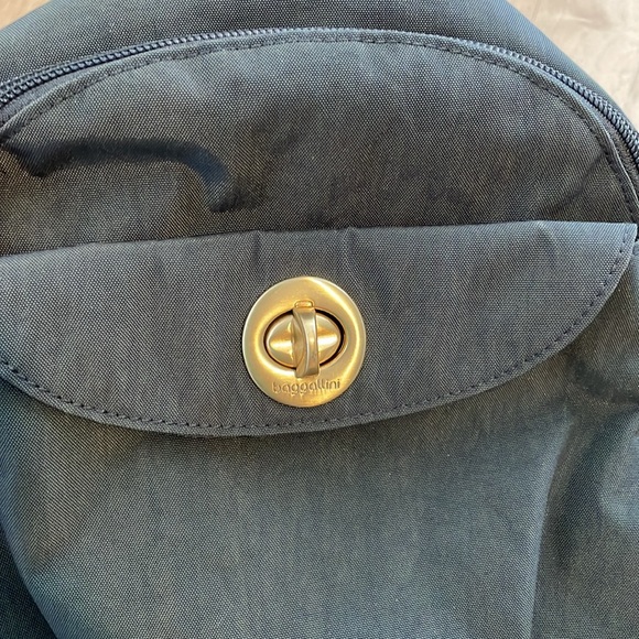 Baggallini backpack - Picture 2 of 6